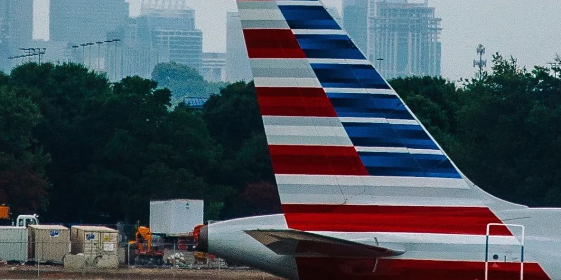 WBTV pushes American Airlines for answers after Charlotte passengers stranded - Travel News, Insights & Resources.