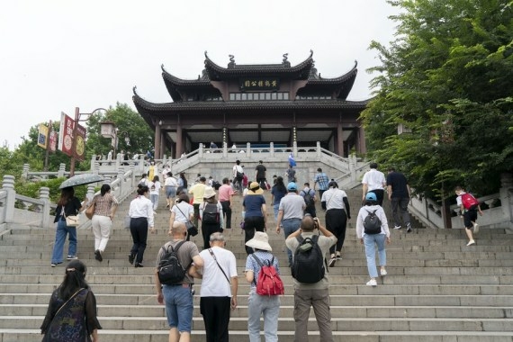 Chinas domestic tourism on track to bounce back from pandemic - Travel News, Insights & Resources.