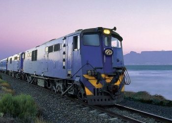 South Africas Blue Train Still a Firm Favourite Africacom - Travel News, Insights & Resources.