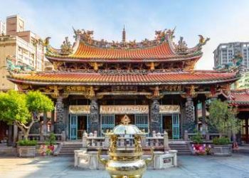 5 Beautiful Historical Sites One Should Visit In Taipei.jpgw500h260 - Travel News, Insights & Resources.