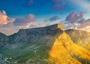 A winning streak Cape Town renamed Africas Leading City Destination - Travel News, Insights & Resources.