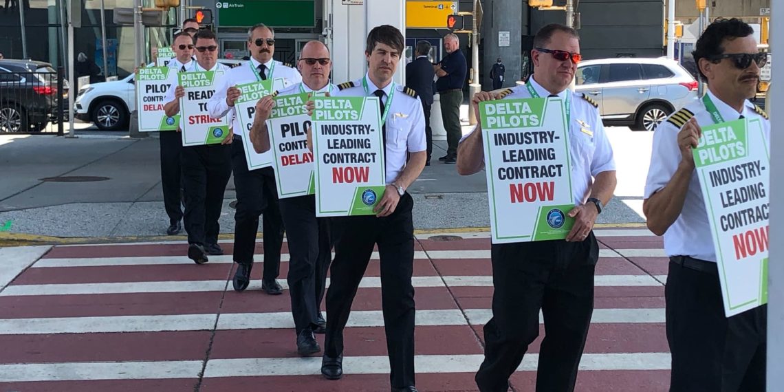 Delta pilots vote in favor of potential strike as contract - Travel News, Insights & Resources.