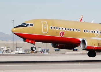 Future Southwest Boeing 737 MAX Spotted With Beautiful Retro Livery - Travel News, Insights & Resources.