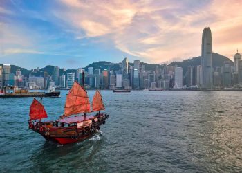 Hong Kong to give away 500000 free air tickets to - Travel News, Insights & Resources.