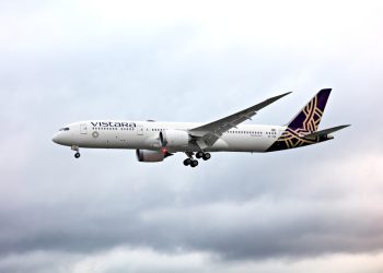 SIA confirms merger talks of Vistara Air India with Tatas - Travel News, Insights & Resources.