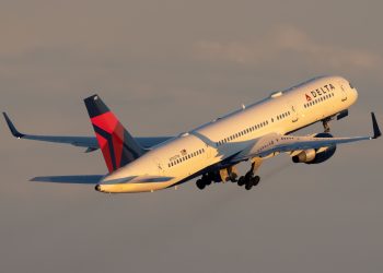 Delta Air Lines Boeing 757 Makes Emergency Landing Due To - Travel News, Insights & Resources.