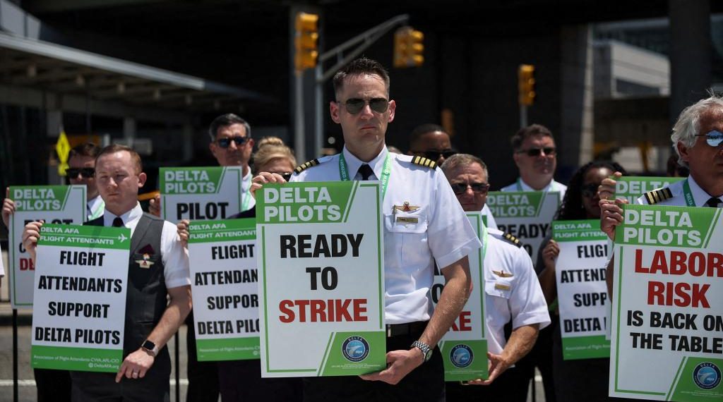 Delta Air Lines pilots vote to authorize strike - Travel News, Insights & Resources.