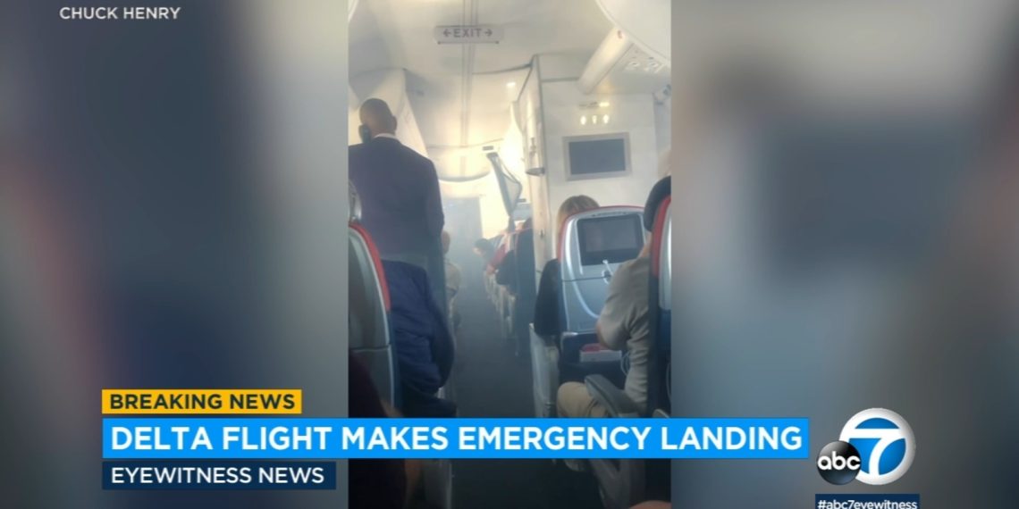 Delta flight headed to LA makes emergency landing after report - Travel News, Insights & Resources.