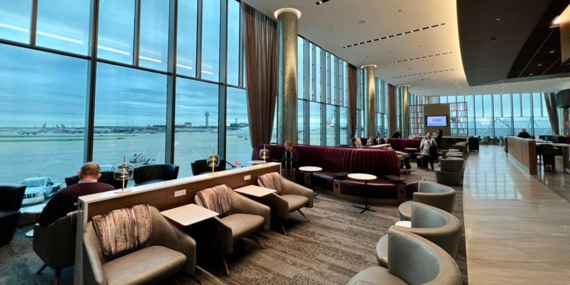 Review Delta Sky Club Chicago OHare ORD - Travel News, Insights & Resources.