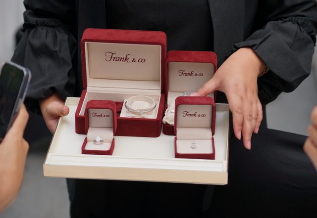 Gebyar Traveloka Winners Get to Take Home CMKs Jewelry - Travel News, Insights & Resources.