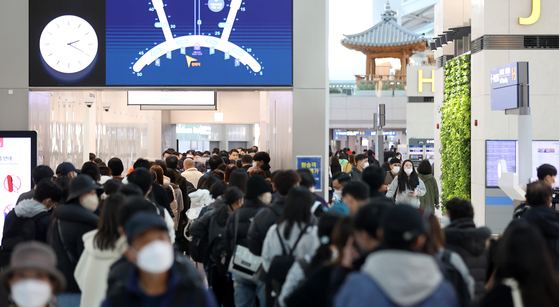 Travel to Japan from Korea booms on visa free entry weak - Travel News, Insights & Resources.