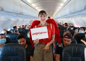 Vietjet Air co operates with FashionTV to organise an in flight fashion - Travel News, Insights & Resources.