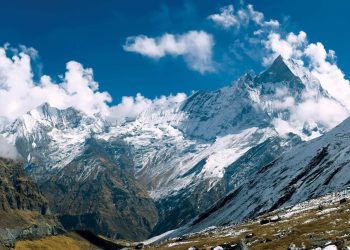 Nepal bans solo trekking for foreigners makes guides mandatory from - Travel News, Insights & Resources.