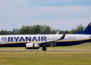 Brokers recommend buying Ryanair and Wizz Air despite differing March - Travel News, Insights & Resources.