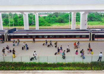 First China Laos Railway Cross Border Passengers Elicit Excitement Among Lao People - Travel News, Insights & Resources.