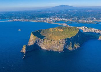 Jeju Island in South Korea Contemplates Implementing Tourist Fees - Travel News, Insights & Resources.