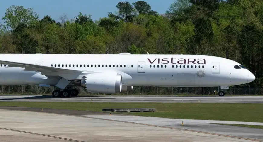 Vistara Conducts Commercial Flight with Environmentally Friendly Aviation Fuel - Travel News, Insights & Resources.