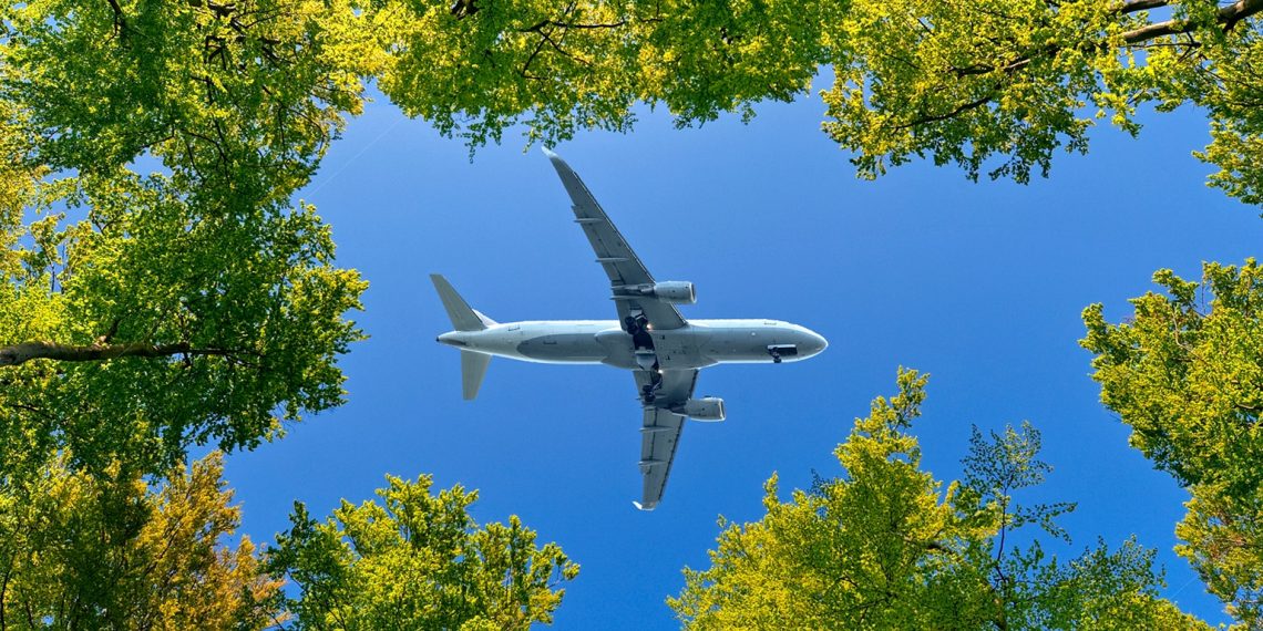 Decarbonizing aviation Executing on net zero goals - Travel News, Insights & Resources.