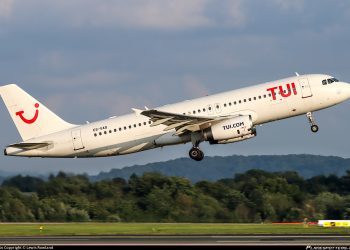 ES SAG TUI Airways Airbus A320 232 - Travel News, Insights & Resources.