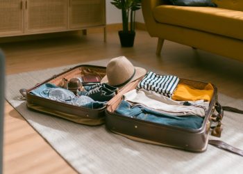 Full list of luggage allowances for UK airlines in 2023 - Travel News, Insights & Resources.