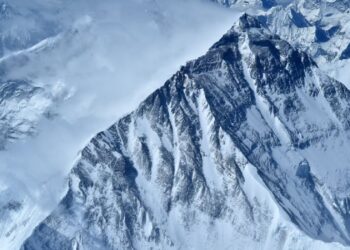 Govt mulls raising royalty for climbing Mt Everest - Travel News, Insights & Resources.