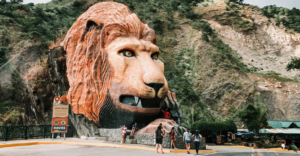 Baguio lions head