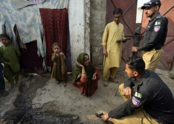 A Pakistani province aims to deport 10000 Afghans a day - Travel News, Insights & Resources.