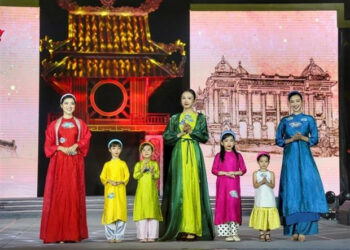 Hanoi Tourism Ao dai Festival kicks off in capital city - Travel News, Insights & Resources.