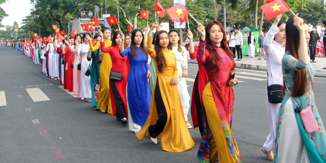 TIMELESS ELEGANCE OF VIETNAMESE AO DAI - Travel News, Insights & Resources.