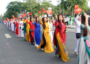 TIMELESS ELEGANCE OF VIETNAMESE AO DAI - Travel News, Insights & Resources.