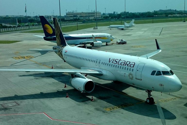 vistara mumbai to frankfurt flight 