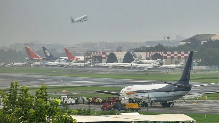 Mumbai Airport Sees Highest Ever Monthly Traffic Of 446 Lakh In - Travel News, Insights & Resources.