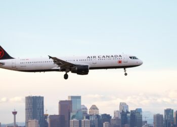 Air Canada Airbus A321 Diverts After Teen Assaults Family Member - Travel News, Insights & Resources.