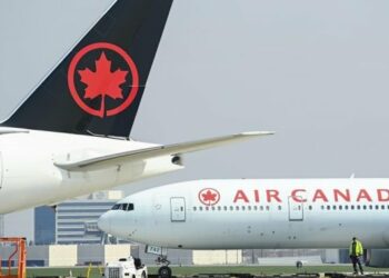 Air Canada passenger tries to open aircraft door on London Toronto - Travel News, Insights & Resources.