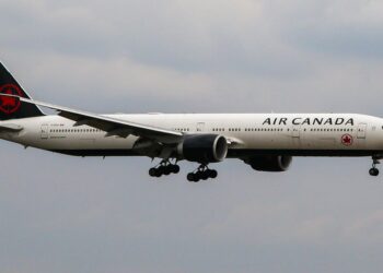 An Air Canada plane had to divert and was delayed - Travel News, Insights & Resources.
