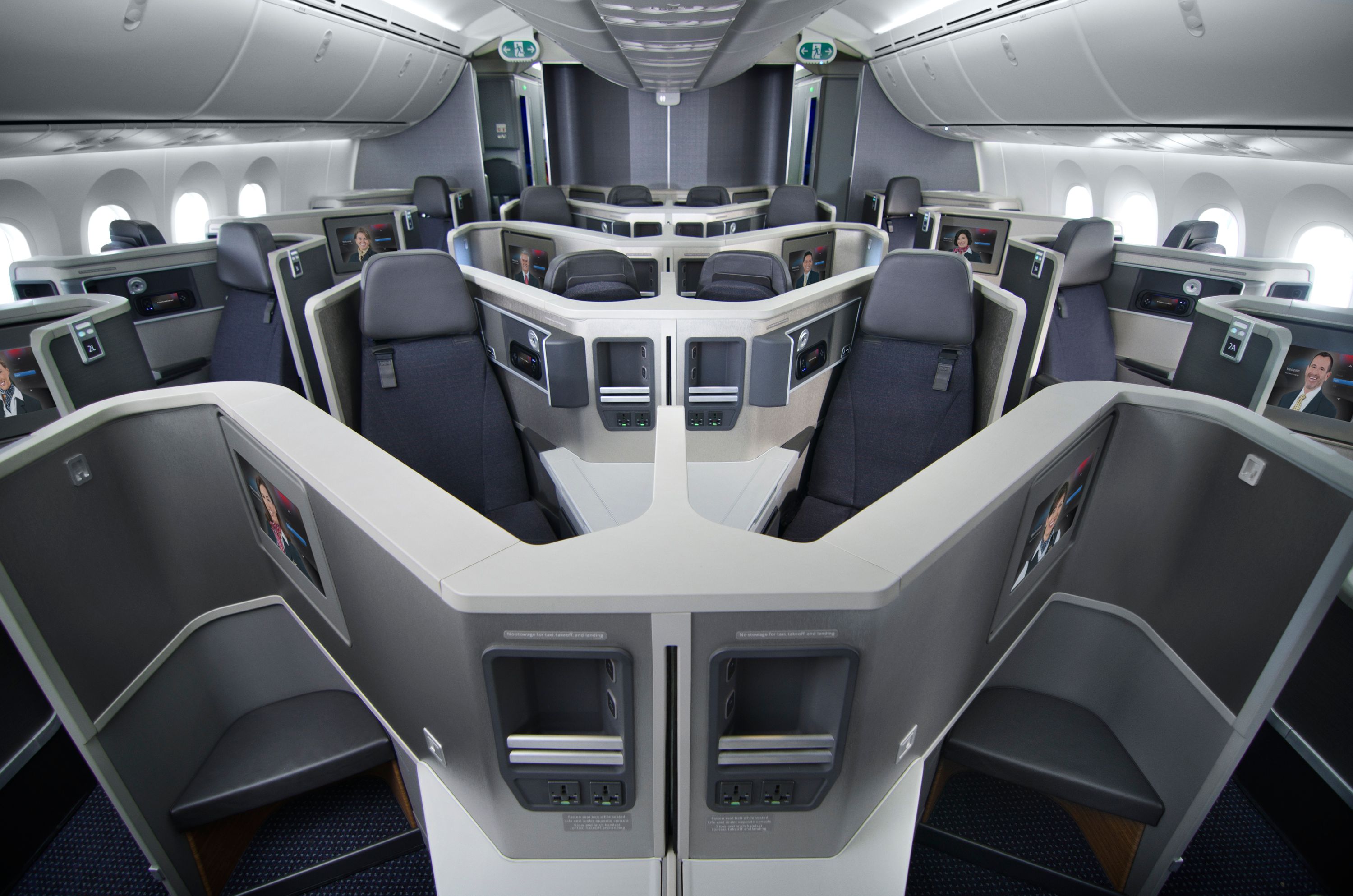 FirstClassAmericanAirlines - Travel News, Insights & Resources.