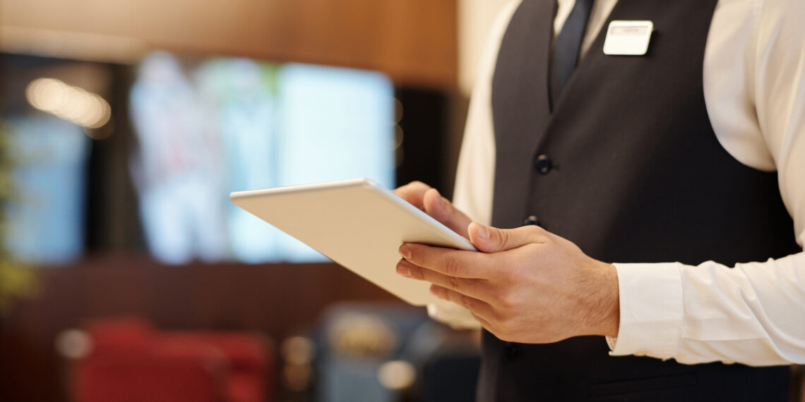 Interdepartmental Communications and Two Way Staff Messaging Will Elevate Hotel Operations - Travel News, Insights & Resources.