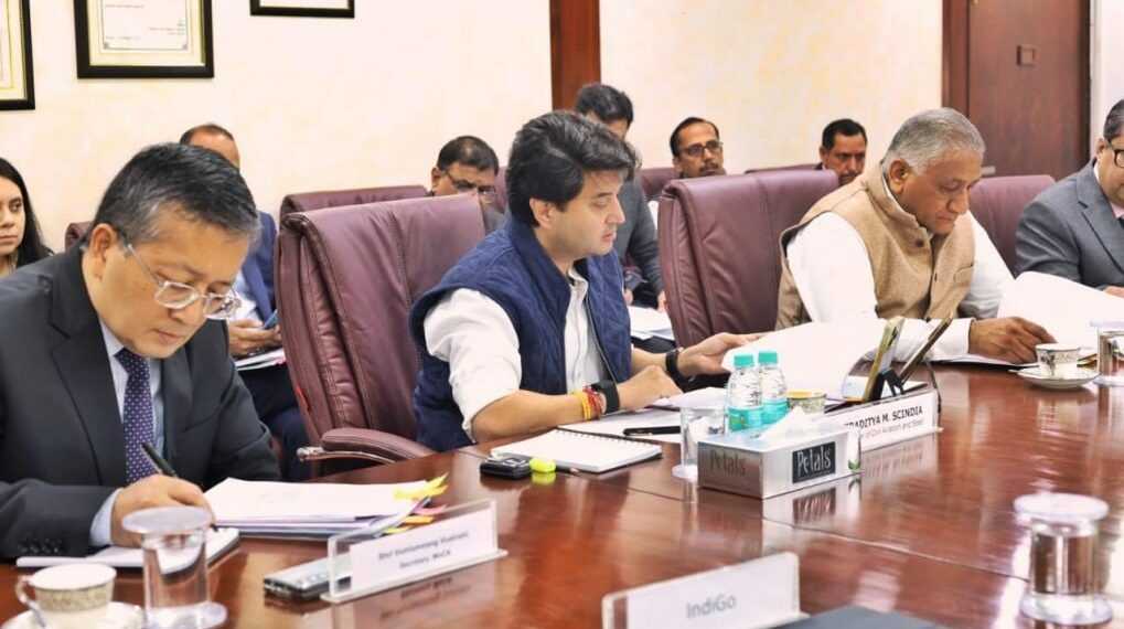 Jyotiraditya Scindia directs airlines to enhance their on time performance - Travel News, Insights & Resources.