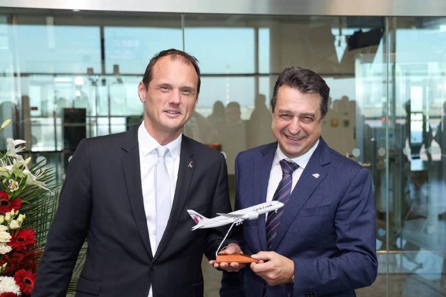 Letiste Praha Boeing 787 Dreamliner Qatar Airways 3 - Travel News, Insights & Resources.