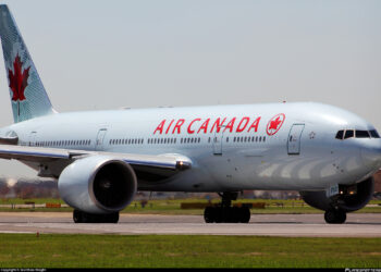 Passenger falls out from Air Canada Boeing 777 exit door - Travel News, Insights & Resources.