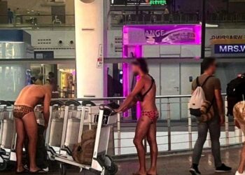 Phuket Airports got trunks Viral sensation as tourists make splash - Travel News, Insights & Resources.