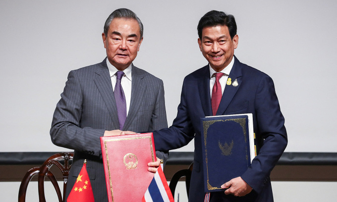 Thailand and China sign mutual visa exemption VnExpress International - Travel News, Insights & Resources.