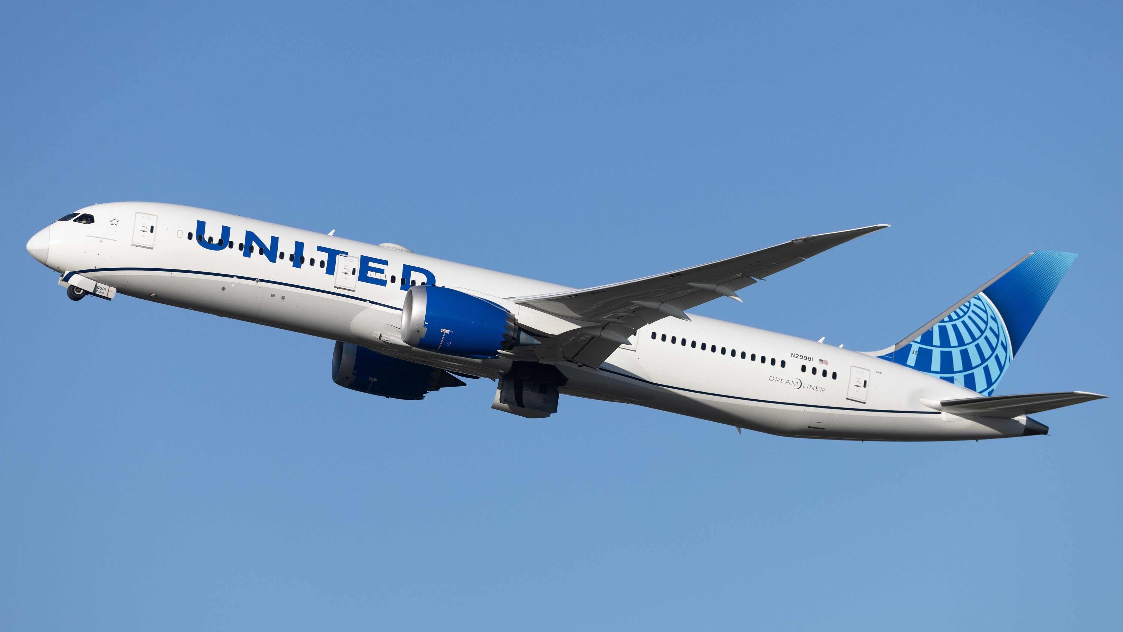 United Airlines Boeing 787 departing London Heathrow Airport LHR shutterstock_2368777611