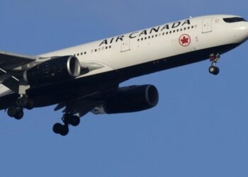 Air Canada flight comes back to Toronto after nearly 7 - Travel News, Insights & Resources.