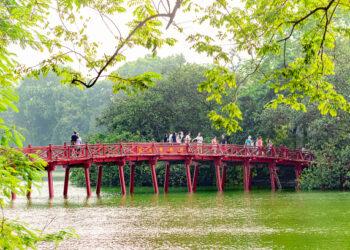 Hanoi launches night tours to explore Sword Lake temple - Travel News, Insights & Resources.