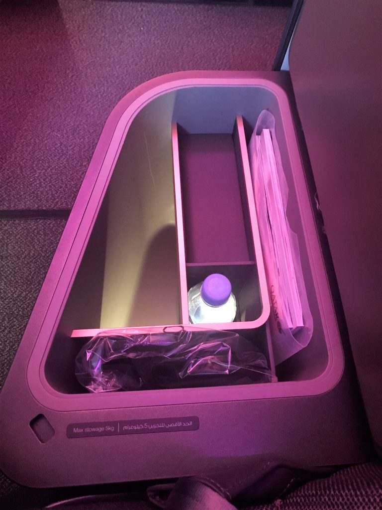 Qatar Airways QSuites A350-900 business class review ottoman