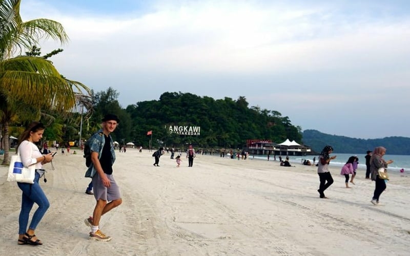 Langkawi Tourist Bernama - Travel News, Insights & Resources.