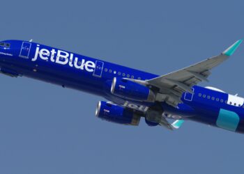 Passenger Sentenced For Bringing a Straight Edge Razor on JetBlue - Travel News, Insights & Resources.