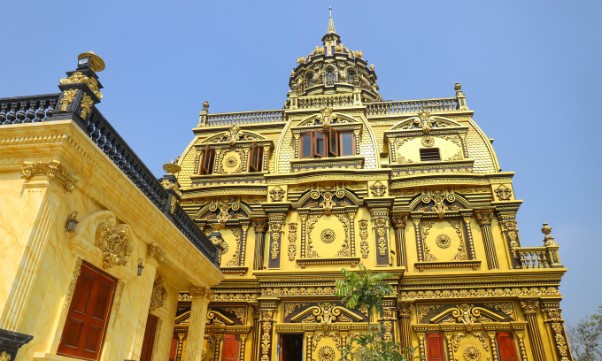 Scrap dealer builds 285M gold plated castle in central Vietnam - Travel News, Insights & Resources.