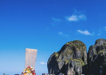 Thailands Tourism Sector Faces Economic Challenges A Shift Towards Value Driven - Travel News, Insights & Resources.